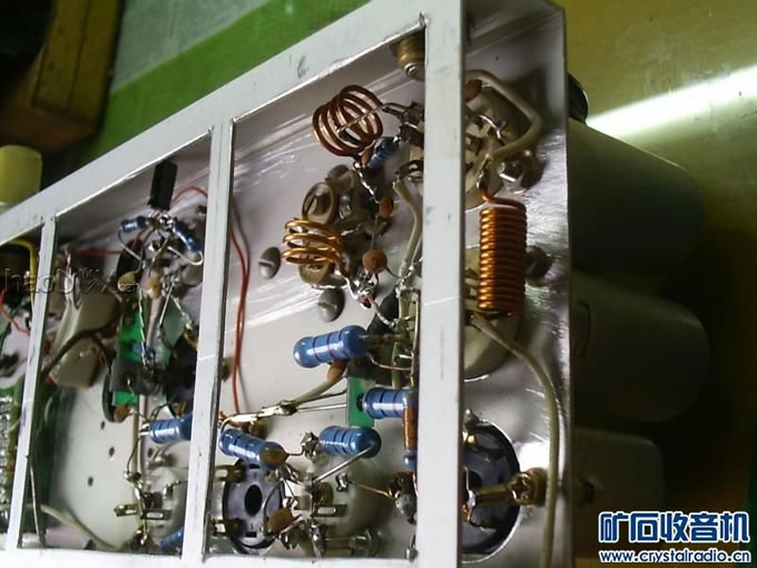 09.JPG 我做的电子管胆FM收音机