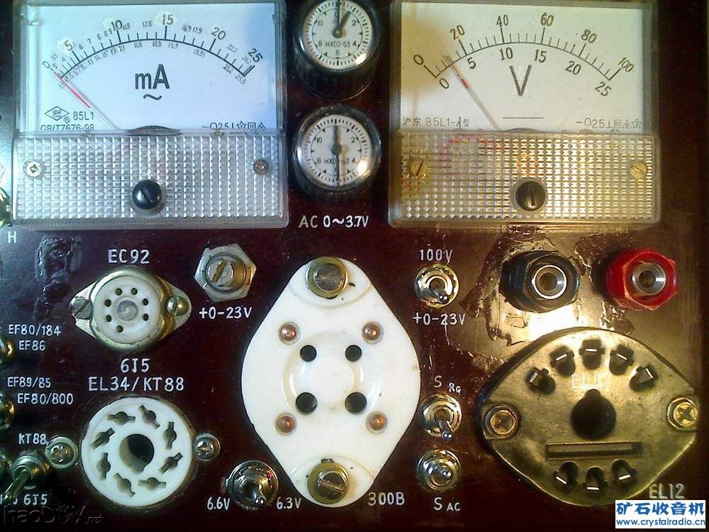 功率管、三极管测试区和测跨导开关大图.jpg Diy收音机和功放常用电子管测试仪