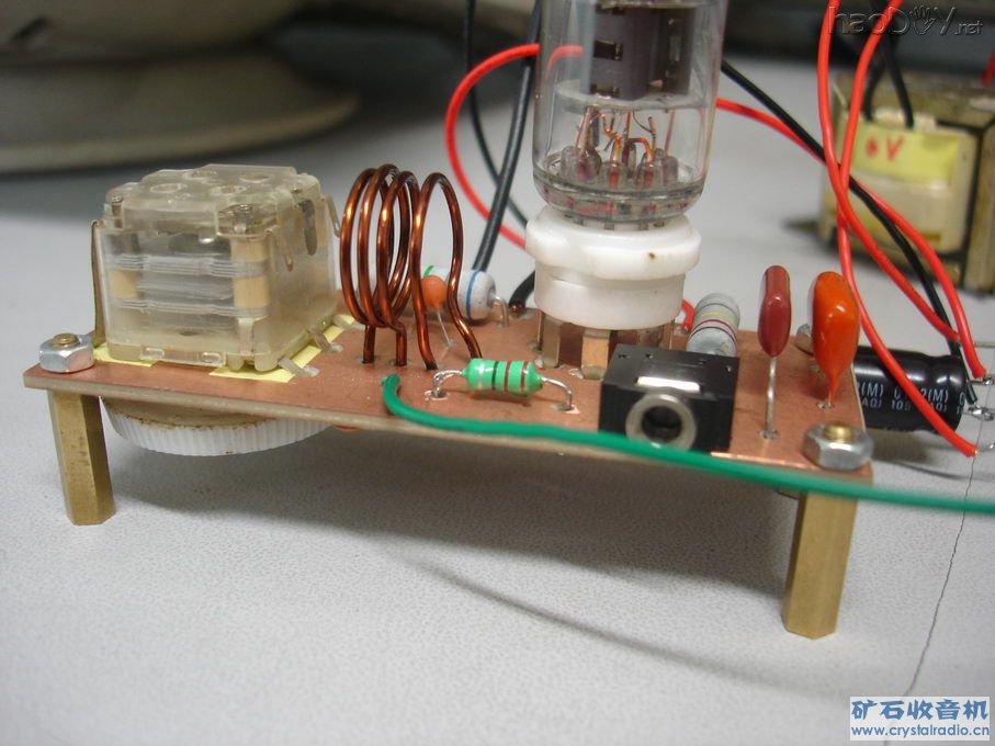 DSC01593.JPG 单灯6J1电子管FM调频收音头 附视频