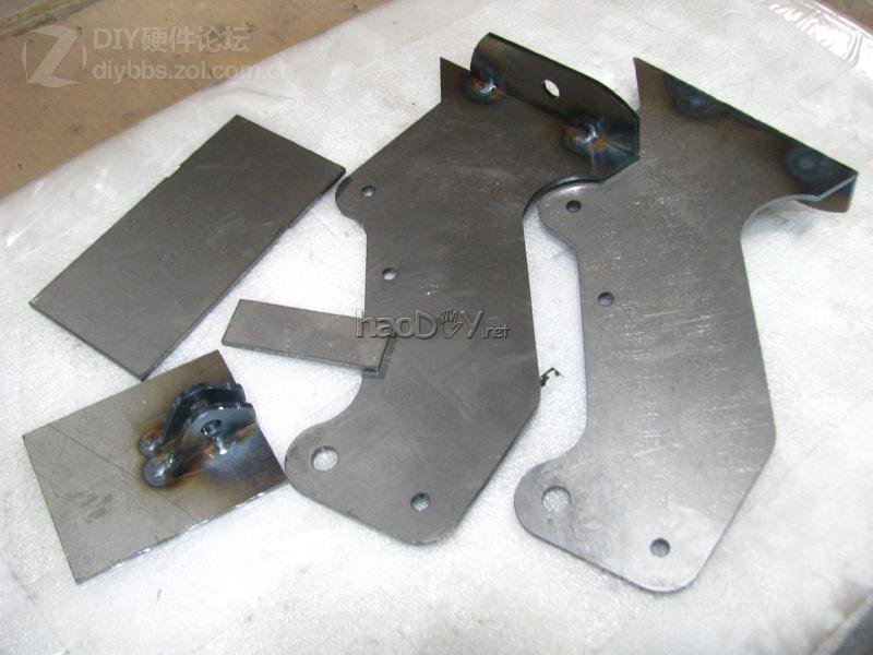 点击查看大图 晒下我260斤重的钢铁怪兽 三屏 电控变形姿态调节电脑椅