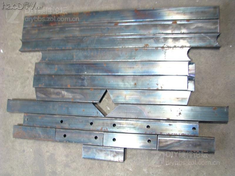 点击查看大图 晒下我260斤重的钢铁怪兽 三屏 电控变形姿态调节电脑椅