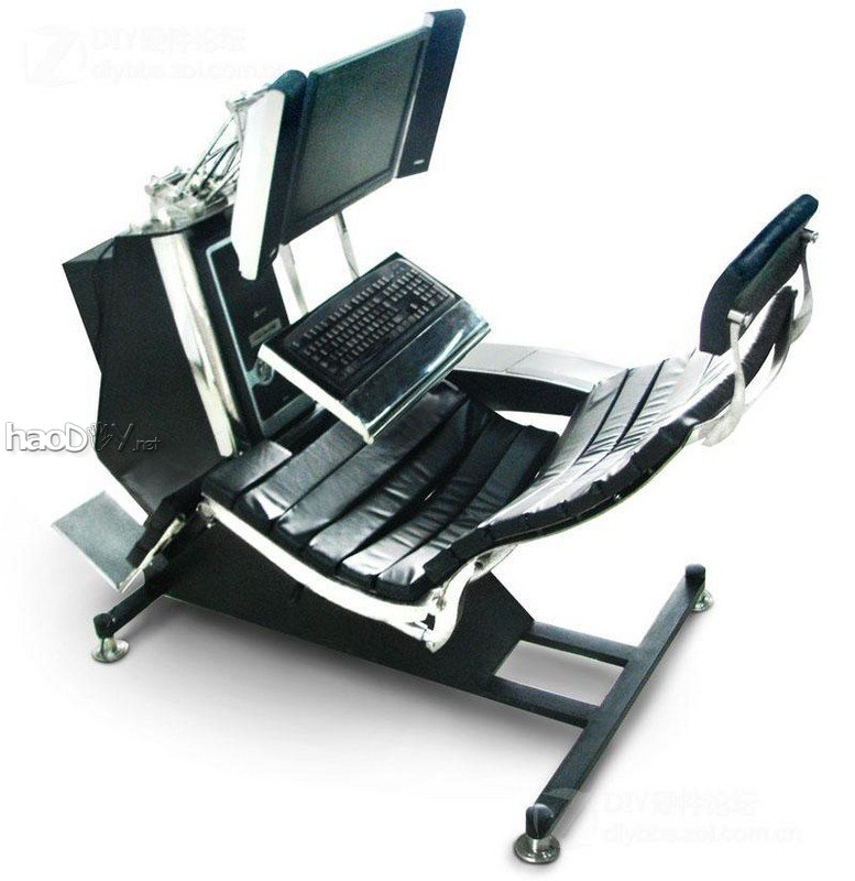 点击查看大图 晒下我260斤重的钢铁怪兽 三屏 电控变形姿态调节电脑椅