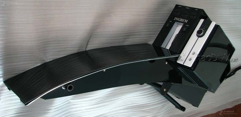 点击查看大图 晒下我260斤重的钢铁怪兽 三屏 电控变形姿态调节电脑椅