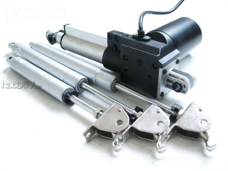 点击查看大图 晒下我260斤重的钢铁怪兽 三屏 电控变形姿态调节电脑椅