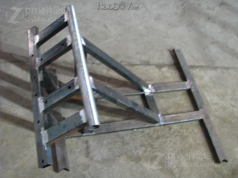 点击查看大图 晒下我260斤重的钢铁怪兽 三屏 电控变形姿态调节电脑椅