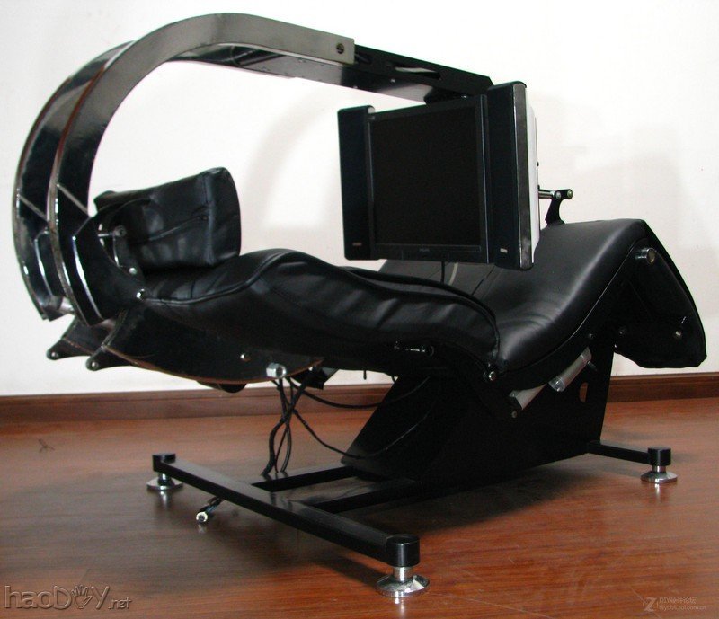 点击查看大图 晒下我260斤重的钢铁怪兽 三屏 电控变形姿态调节电脑椅