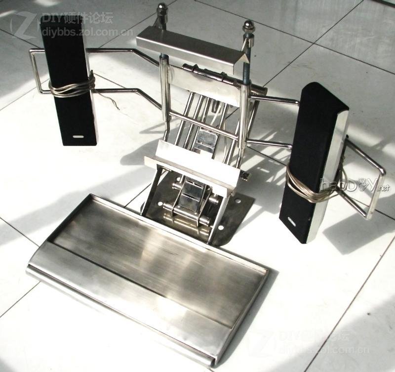 点击查看大图 晒下我260斤重的钢铁怪兽 三屏 电控变形姿态调节电脑椅