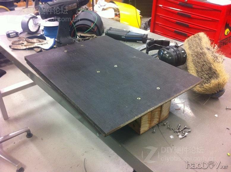 点击查看大图 红黑色的高端试验台 Test bench V2机箱改造