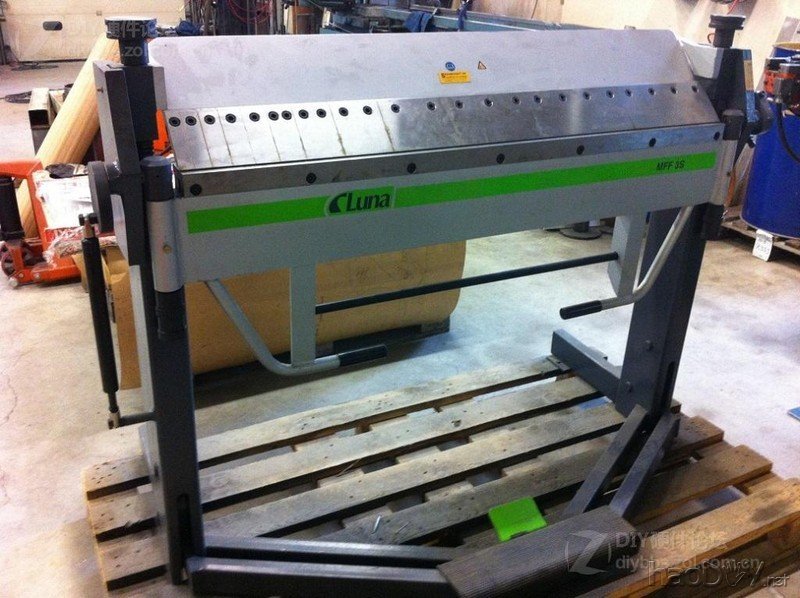 点击查看大图 红黑色的高端试验台 Test bench V2机箱改造