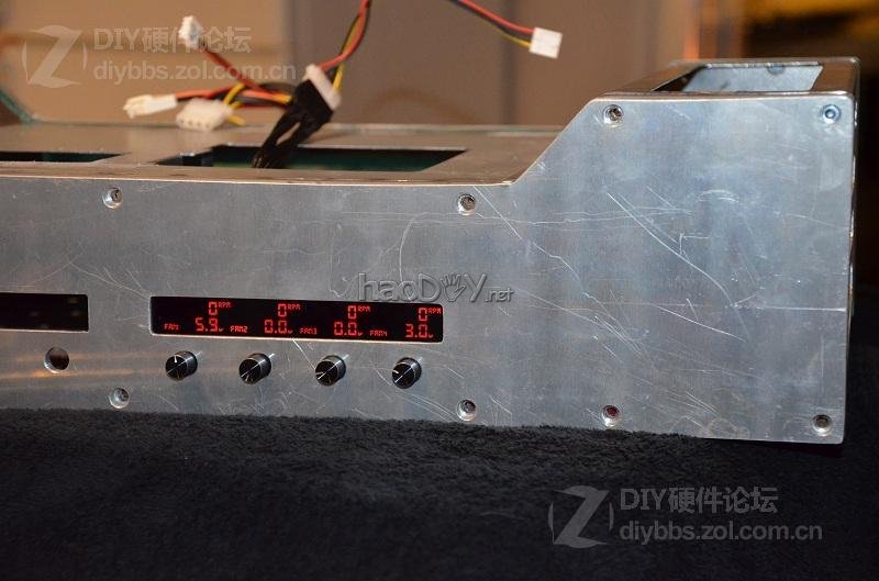 点击查看大图 红黑色的高端试验台 Test bench V2机箱改造