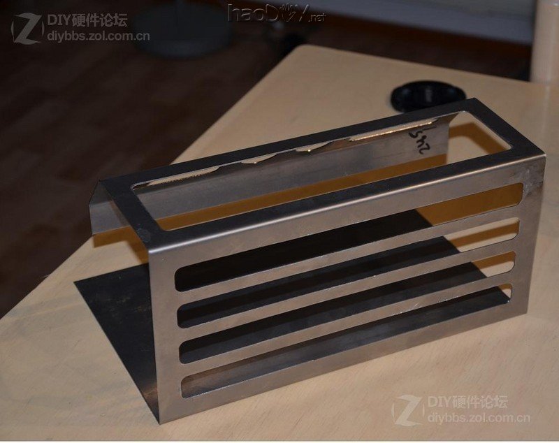 点击查看大图 红黑色的高端试验台 Test bench V2机箱改造