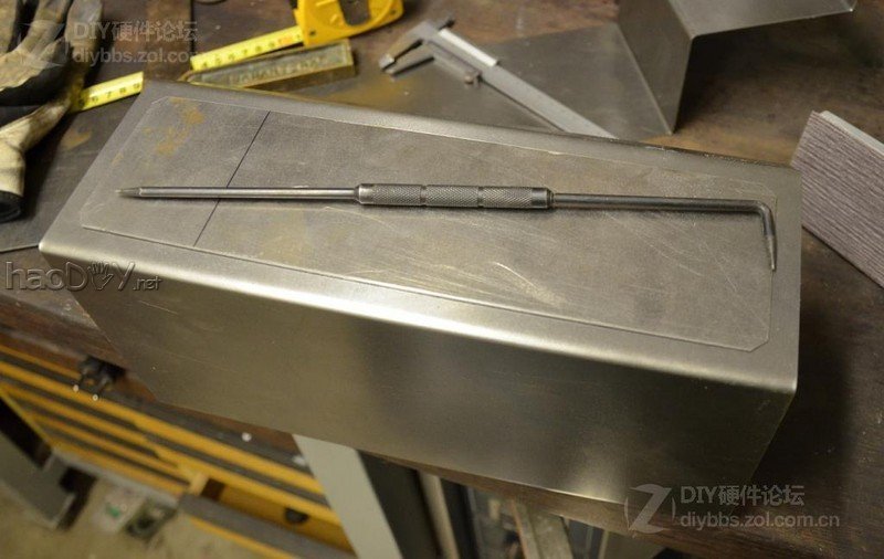 点击查看大图 红黑色的高端试验台 Test bench V2机箱改造