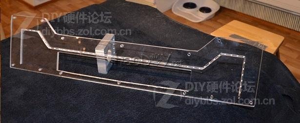 点击查看大图 红黑色的高端试验台 Test bench V2机箱改造