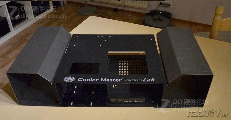 点击查看大图 红黑色的高端试验台 Test bench V2机箱改造