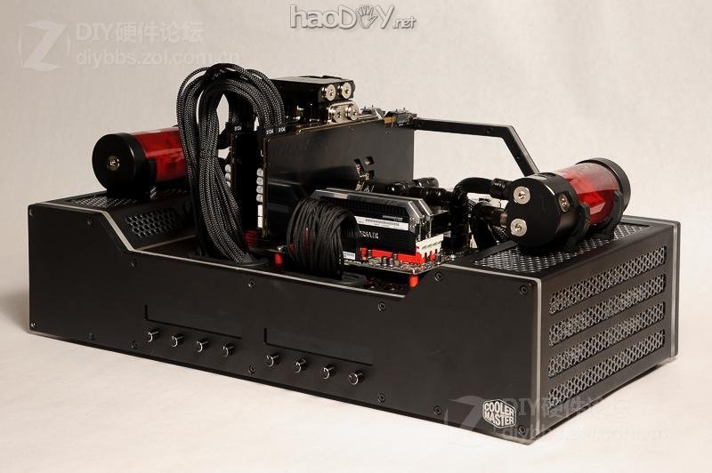 点击查看大图 红黑色的高端试验台 Test bench V2机箱改造