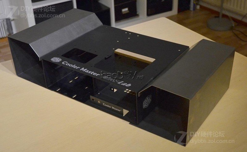 点击查看大图 红黑色的高端试验台 Test bench V2机箱改造