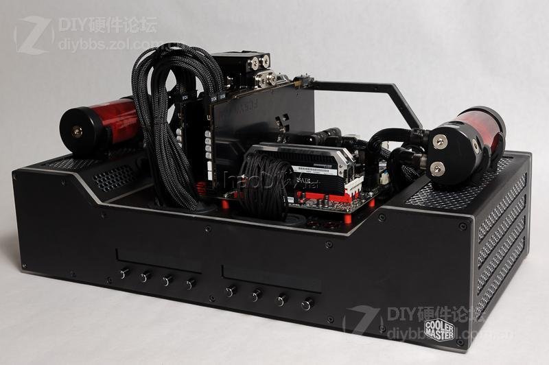 点击查看大图 红黑色的高端试验台 Test bench V2机箱改造