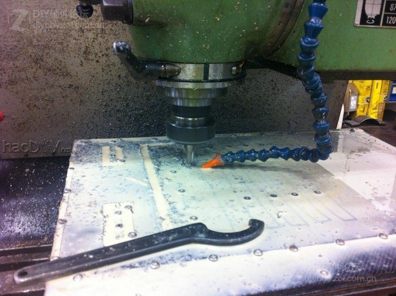 点击查看大图 红黑色的高端试验台 Test bench V2机箱改造