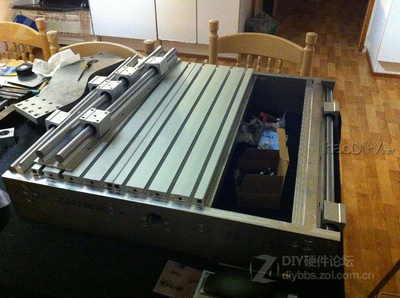 点击查看大图 红黑色的高端试验台 Test bench V2机箱改造