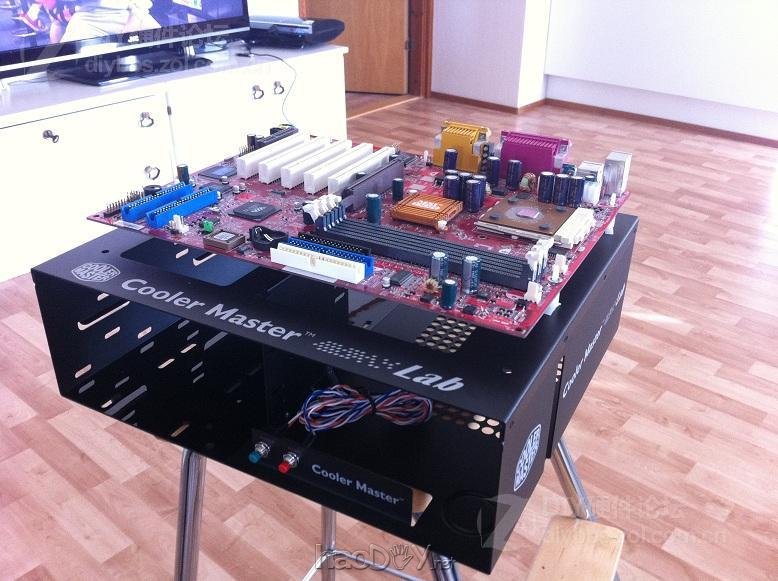 点击查看大图 红黑色的高端试验台 Test bench V2机箱改造