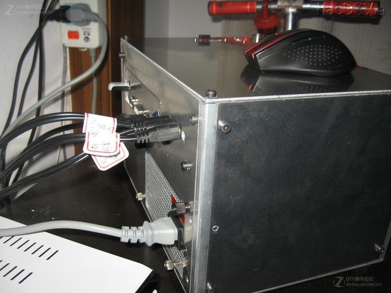 点击查看大图 全铝 全手工制作 标准电源硬盘 HTPC机箱