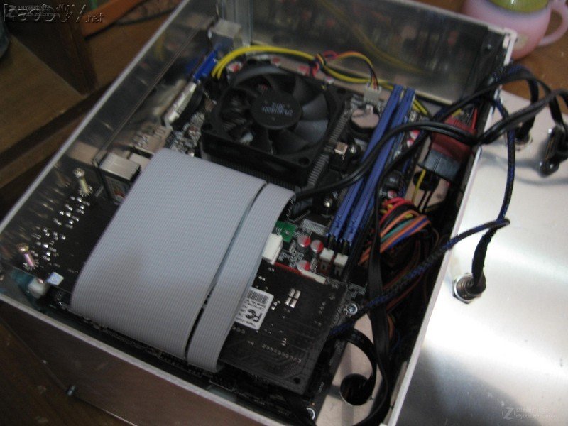 点击查看大图 全铝 全手工制作 标准电源硬盘 HTPC机箱