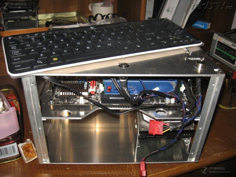 点击查看大图 全铝 全手工制作 标准电源硬盘 HTPC机箱