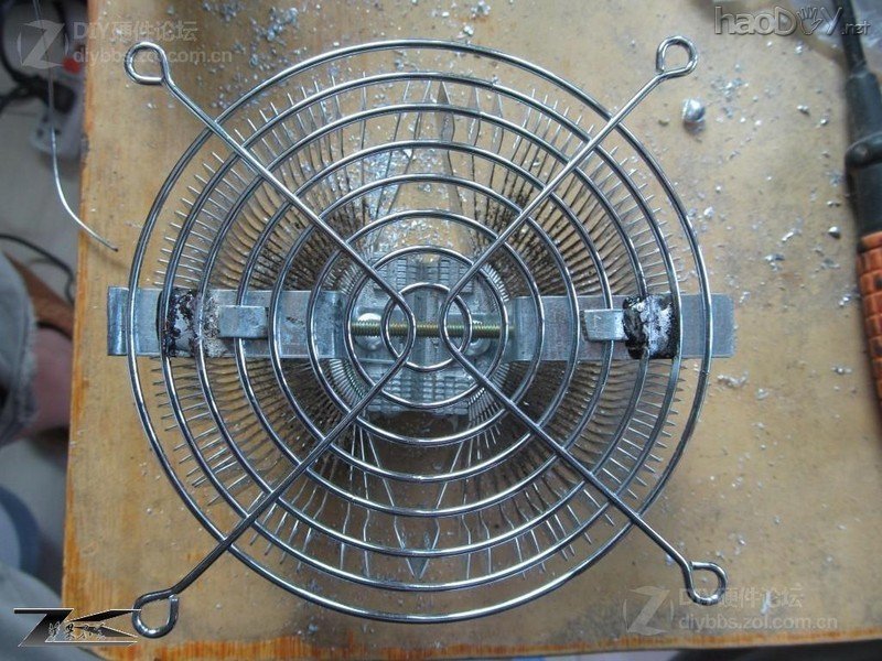 点击查看大图 屌丝散热器光污染cpu散热器改造