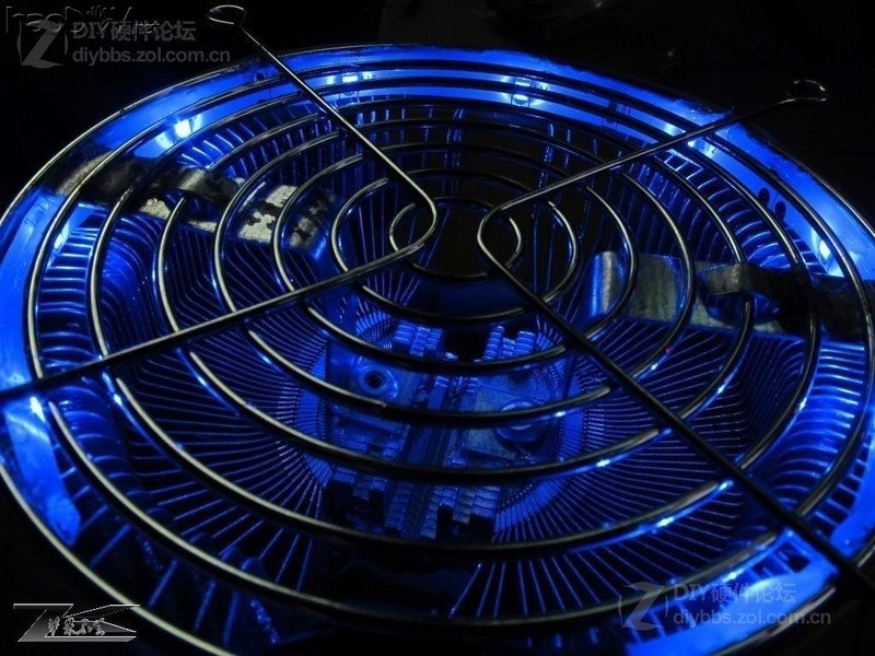 点击查看大图 屌丝散热器光污染cpu散热器改造