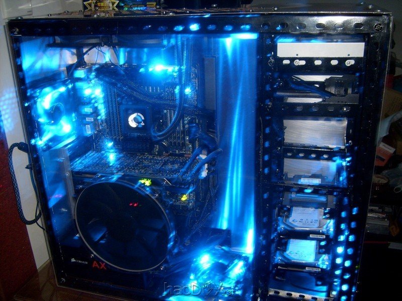 手工自制钢骨架亚克力侧透不锈钢电脑机箱