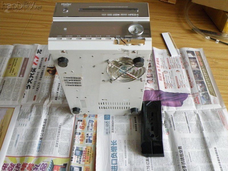 点击查看大图 经过两个月的折腾 终于整出来个能拿出手的改造电脑机箱