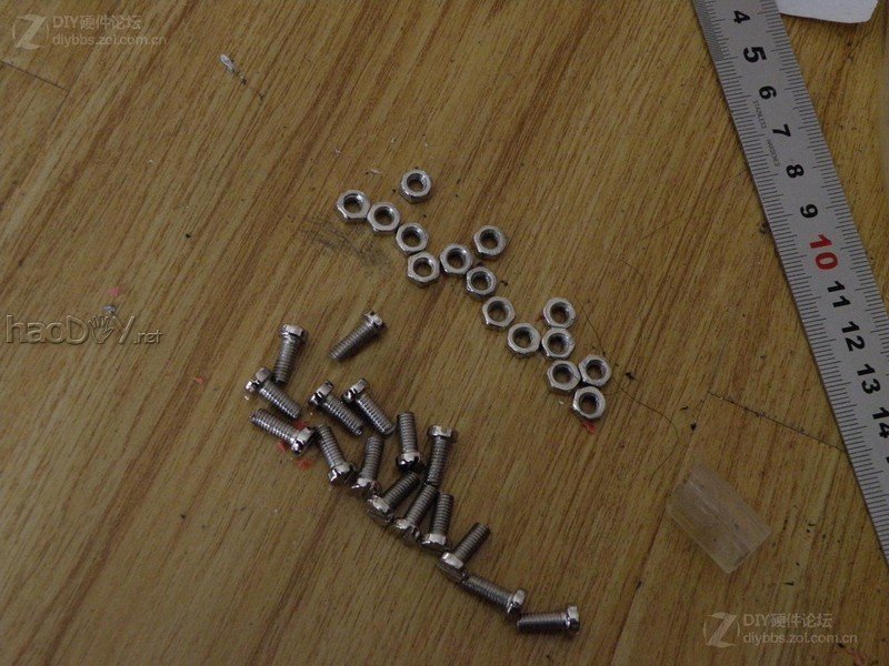 点击查看大图 经过两个月的折腾 终于整出来个能拿出手的改造电脑机箱