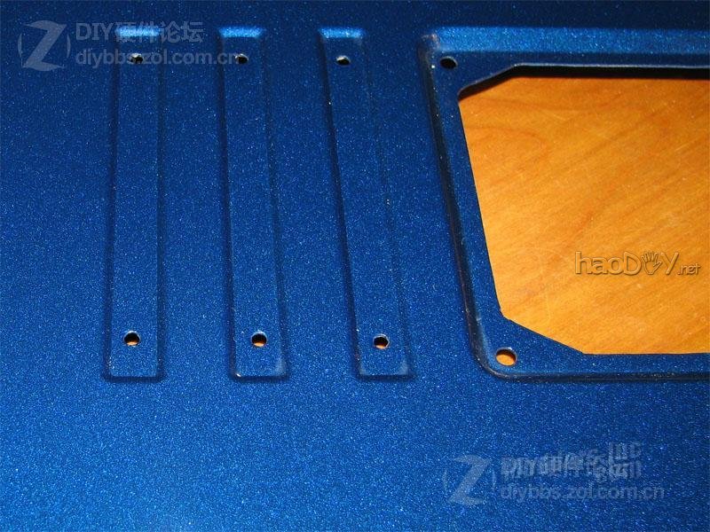 点击查看大图 蓝色复仇者,Bluebeards Revenge电脑机箱改造