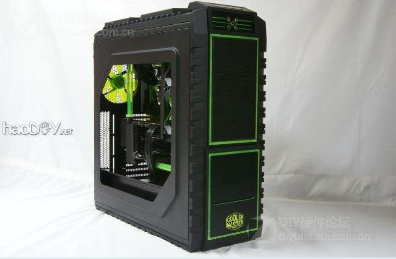 点击查看大图 荷兰的CM-HAF-XL电脑机箱改装改造