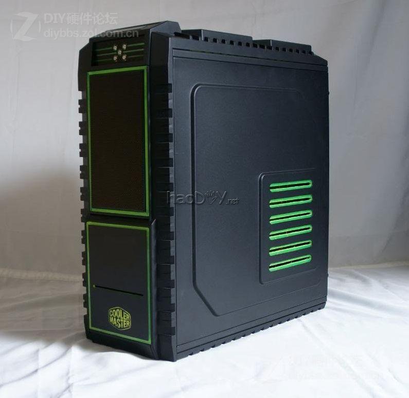点击查看大图 荷兰的CM-HAF-XL电脑机箱改装改造