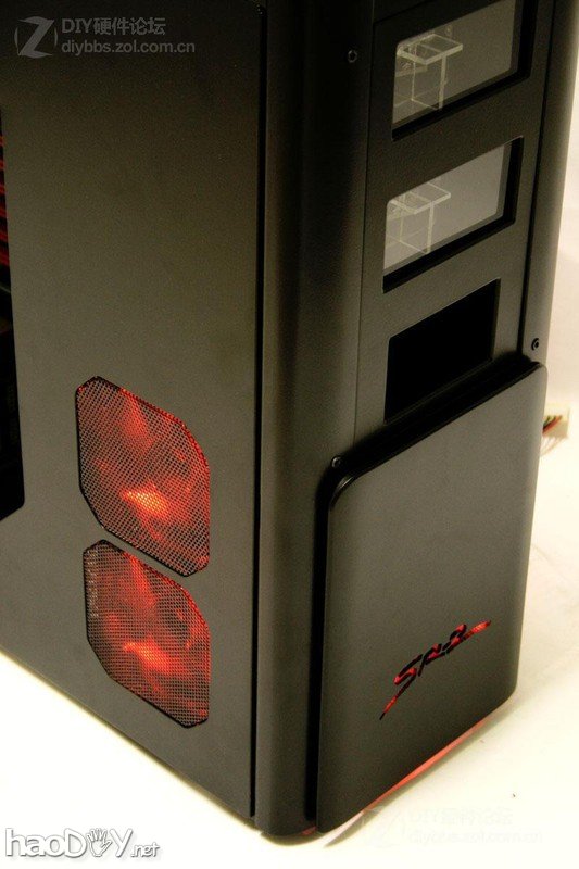 点击查看大图 红色堆垛机,强大的ATCs 840 STACKER电脑机箱MOD改造