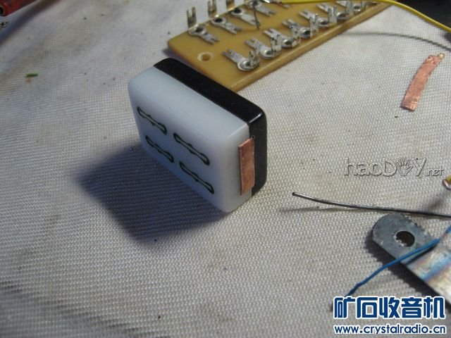 照片 055.jpg 还是用麻雀做的电池盒