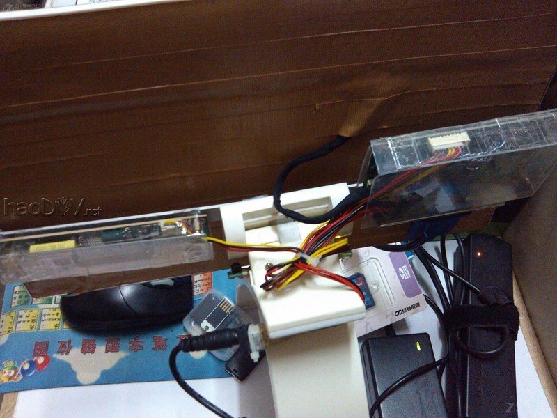 点击查看大图 笔记本显示器屏改显示器超薄无边框