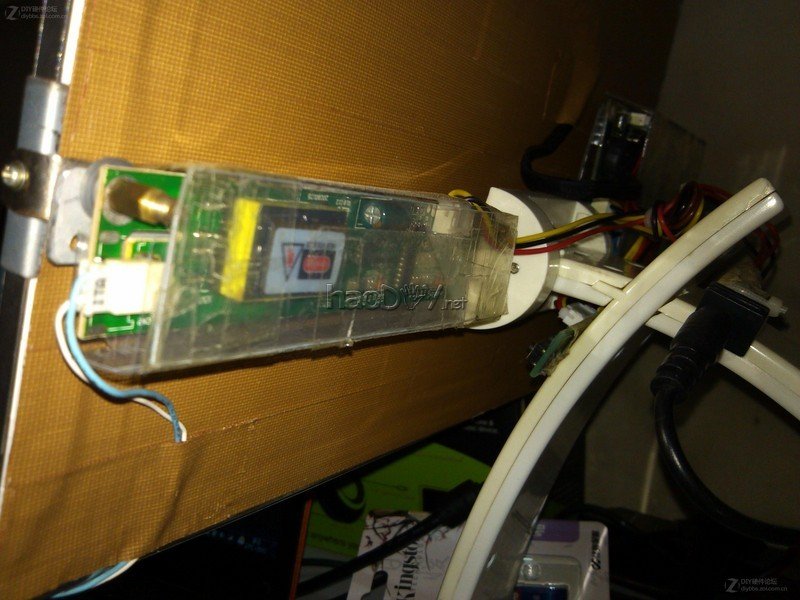 点击查看大图 笔记本显示器屏改显示器超薄无边框