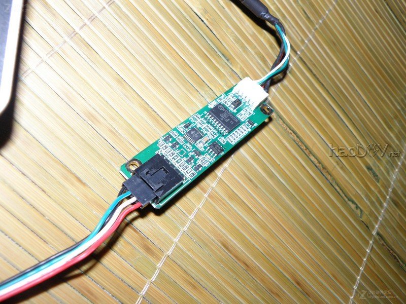 点击查看大图 电脑暴改触摸屏显示器