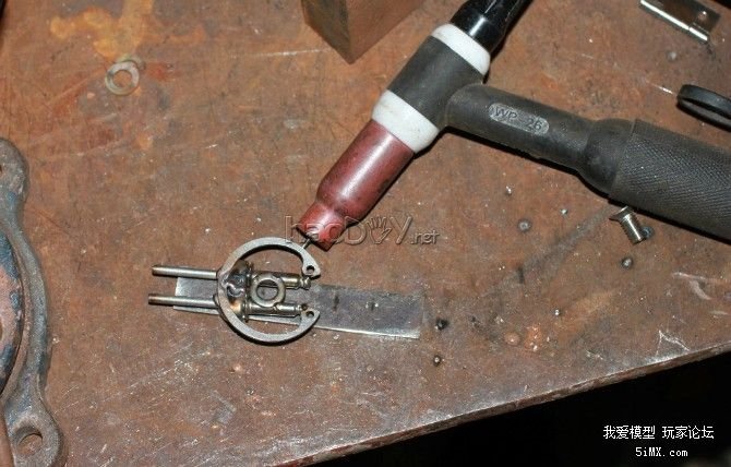 90.jpg DIY不锈钢小小坦克模型