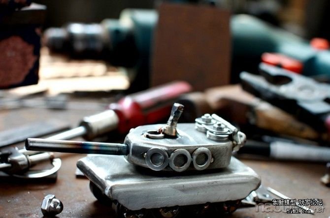 89.jpg DIY不锈钢小小坦克模型