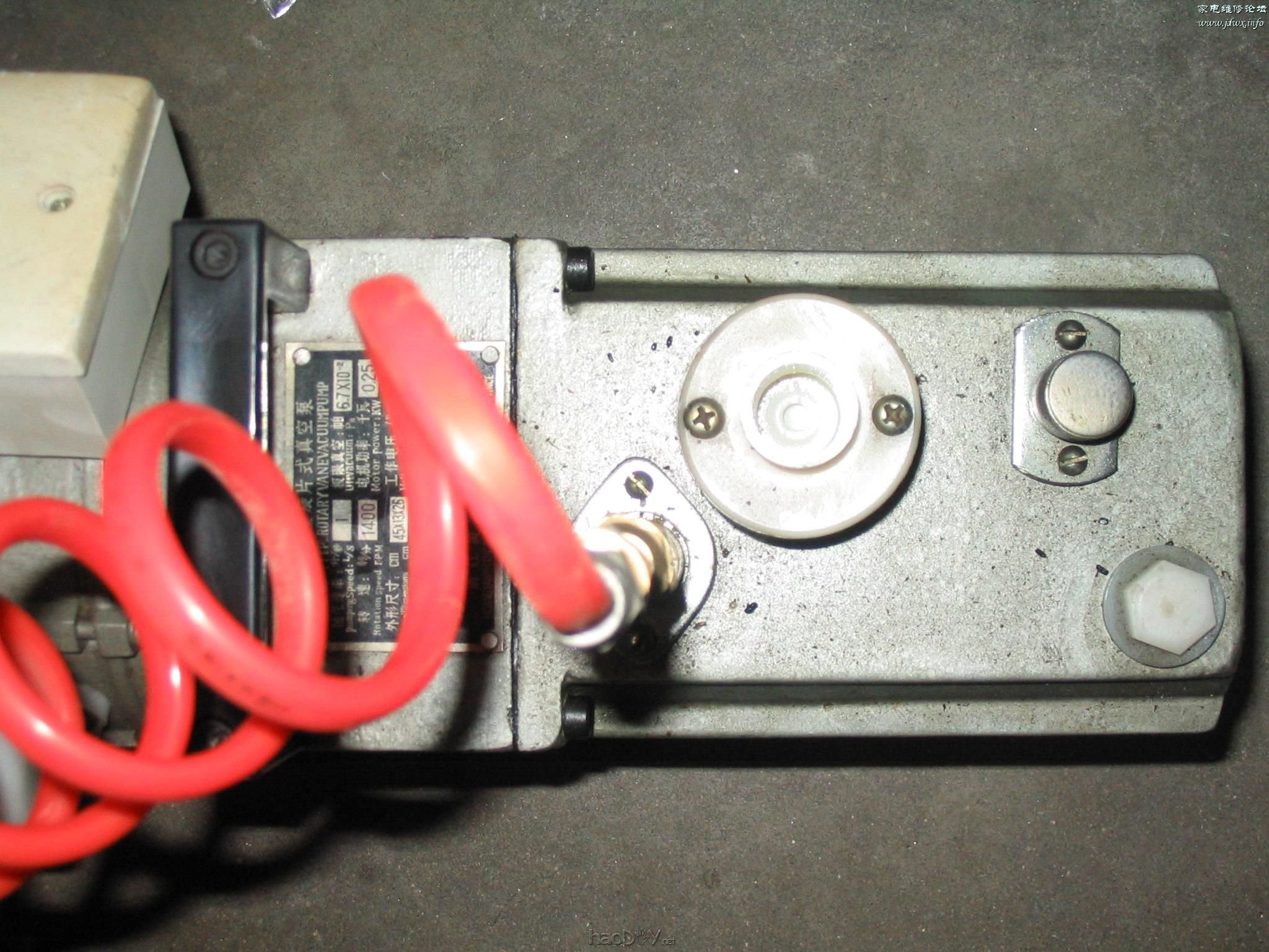 IMG2.JPG DIY一个很好用的自制的真空泵吸锡器