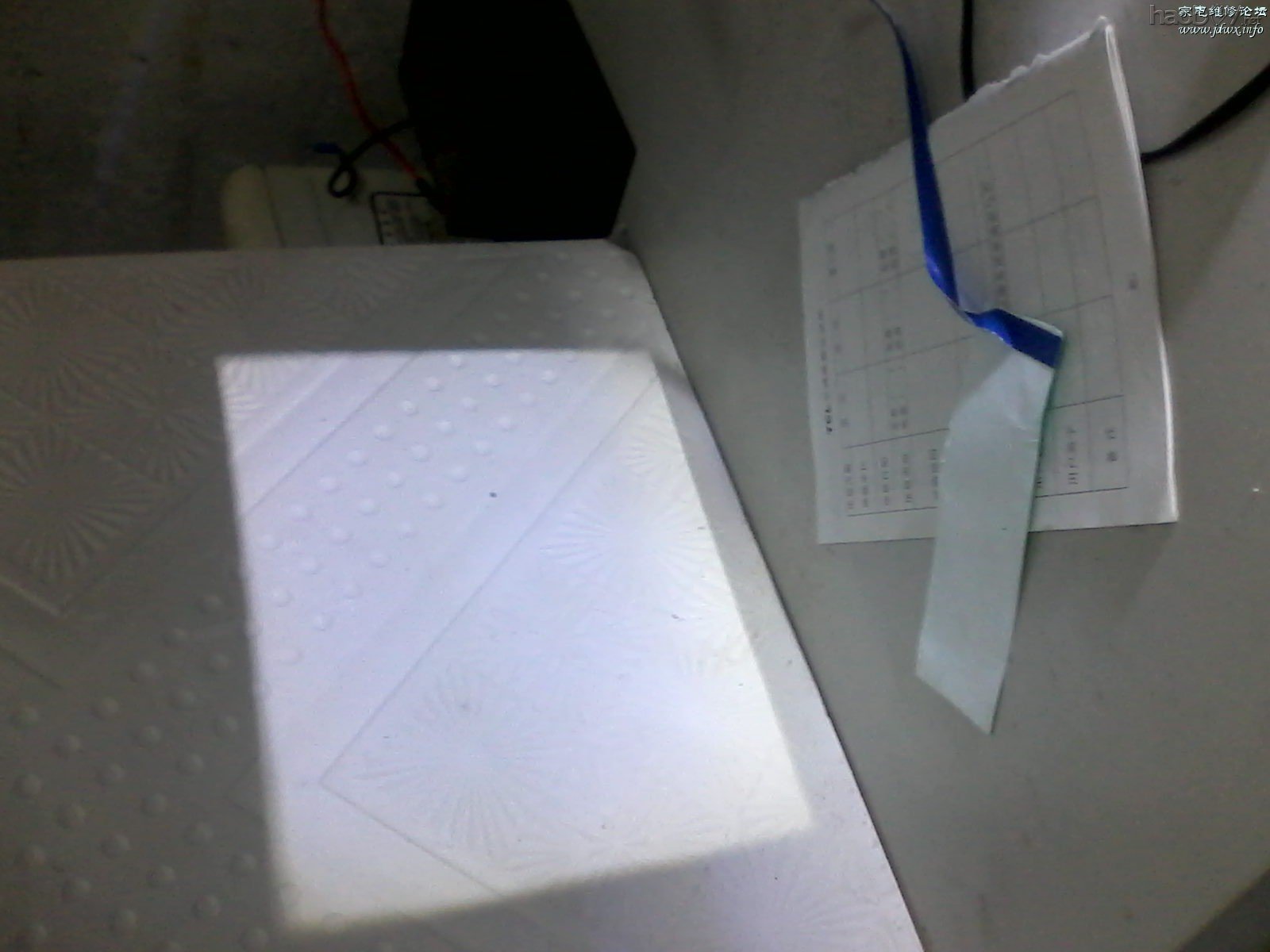 白屏效果 刚刚自己做了一个diy投影机,嘿嘿