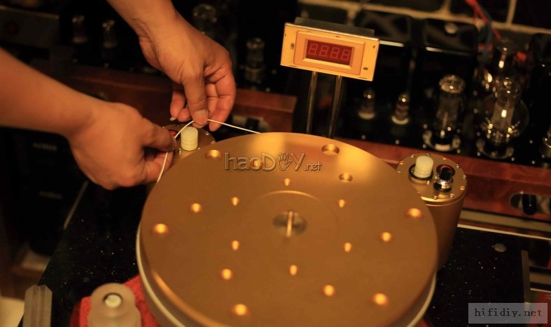 0Q7A0499.JPG DIY 磁悬浮黑胶转盘电唱机。直切唱臂 附视频