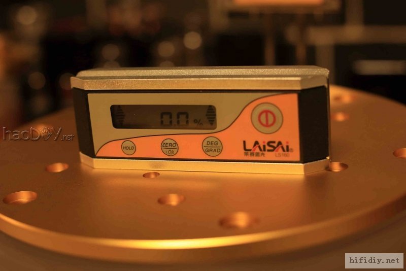 调整转盘水平度 调整转盘水平度