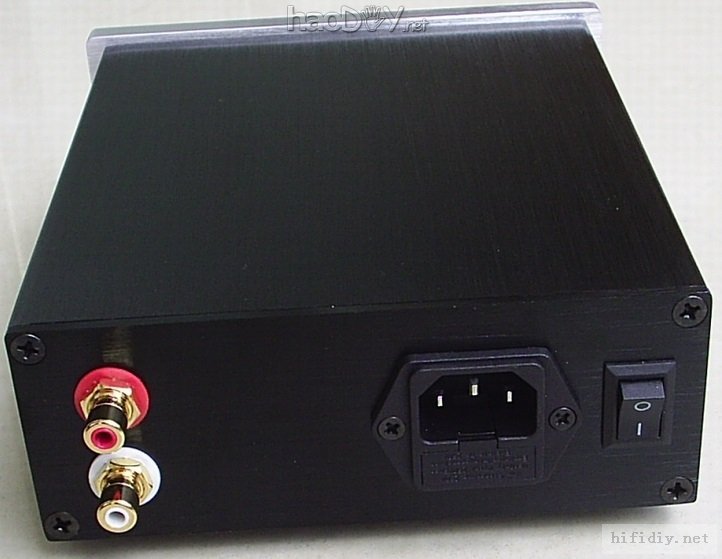 A4耳放整机后面.JPG 我的 aier A4甲类耳放耳机放大器 的 设计与制作
