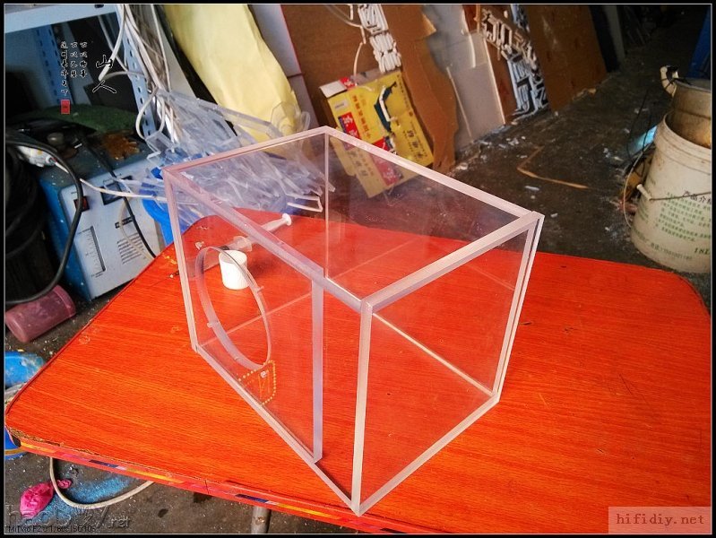 nEO_IMG_IMG_20130511_111124.jpg 亚克力迷宫全频音箱出炉了