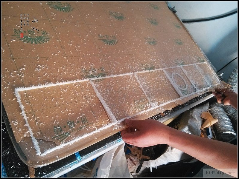 nEO_IMG_IMG_20130511_105129.jpg 亚克力迷宫全频音箱出炉了