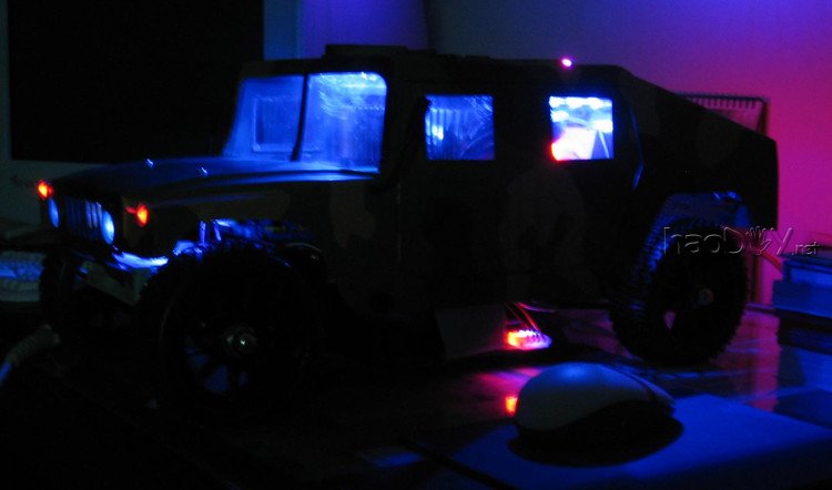 手工打造的悍马电脑机箱